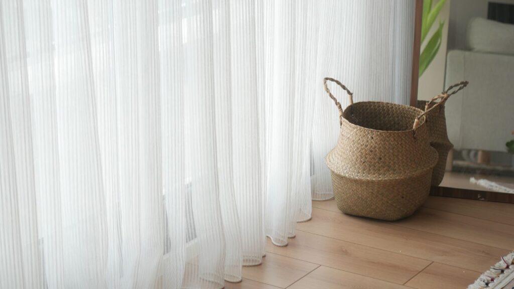 What Are Sheer Curtains?